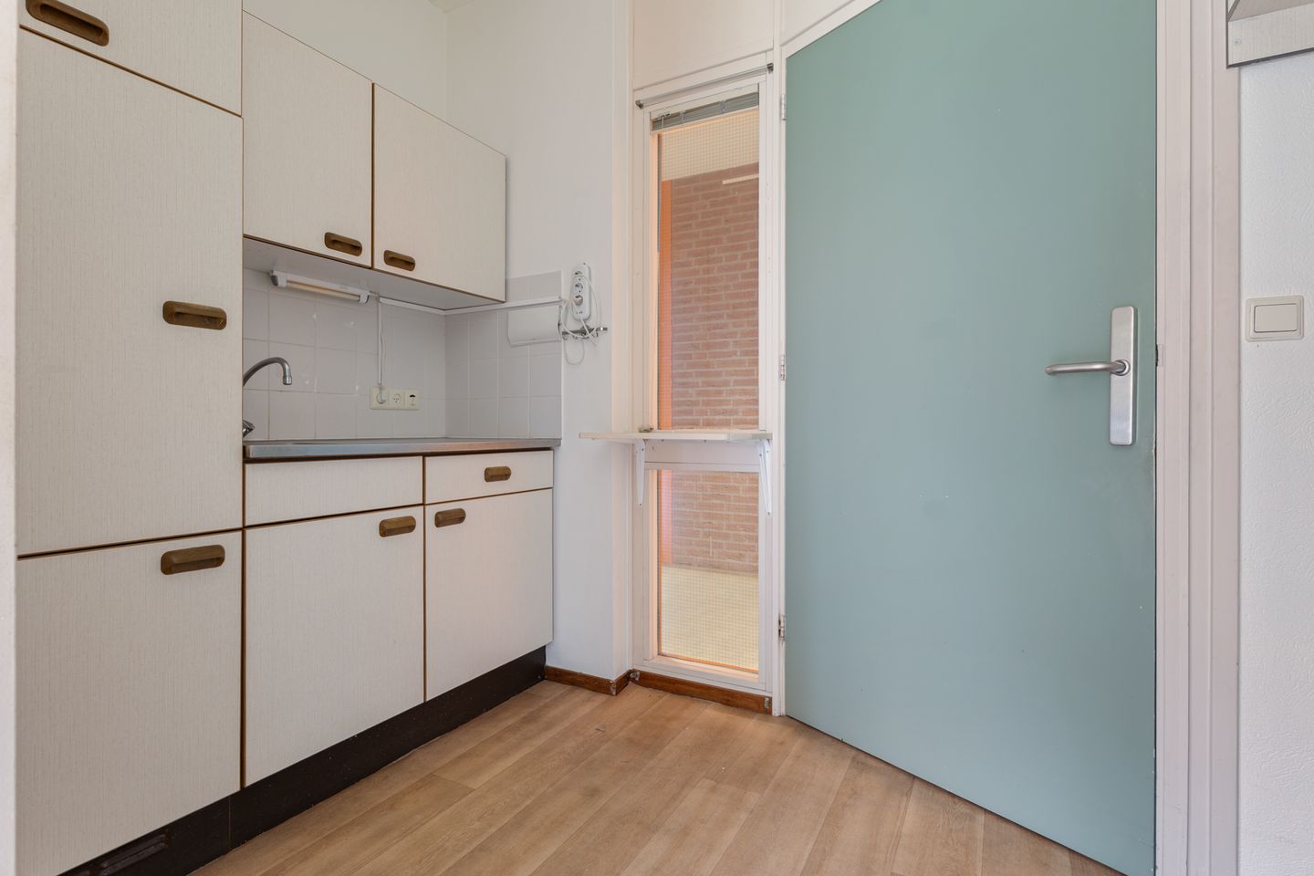 Photo 10 of Wepel 2-104