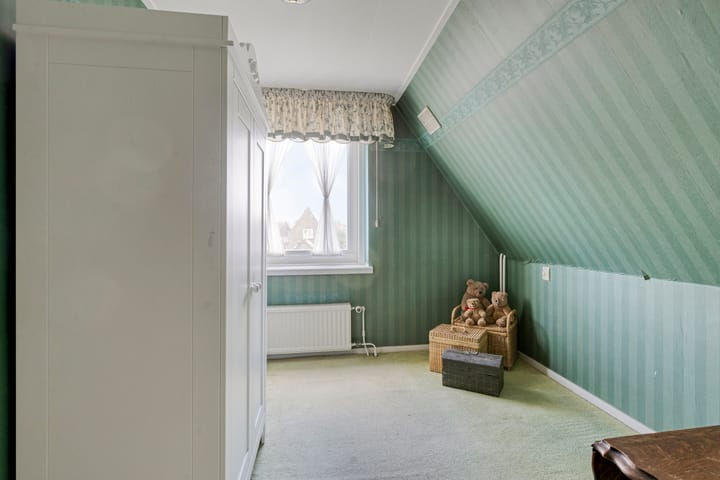 Photo 34 of Vesting 8