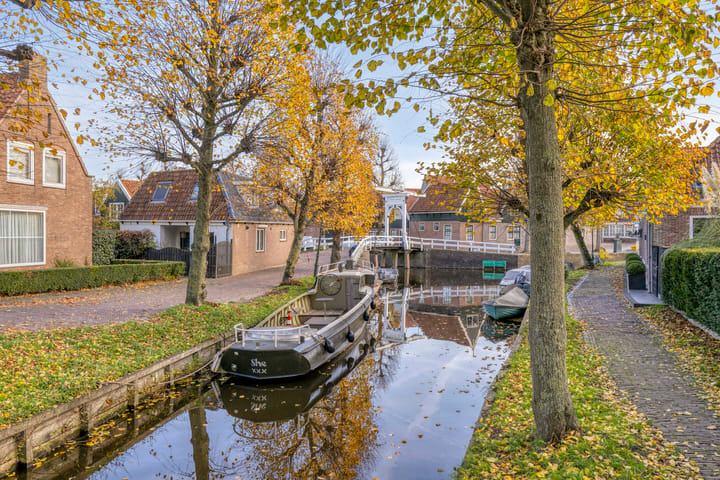 Photo 51 of Vesting 8