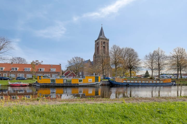 Photo 52 of Vesting 8