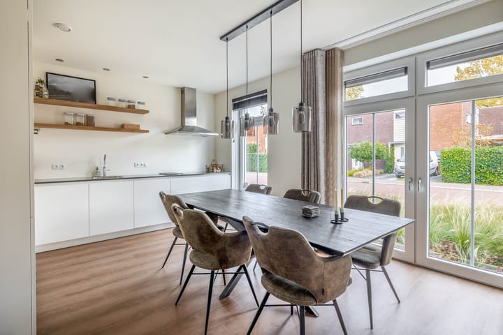 Photo 3 of Roodbont 58