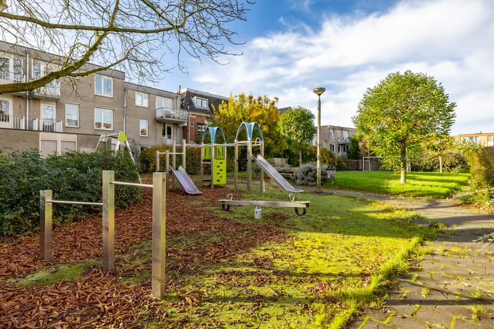 Photo 52 of Winschoterdiep 127