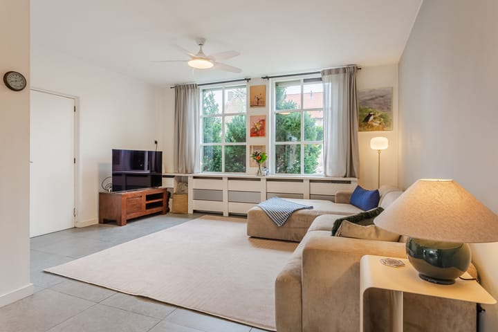 Photo 8 of van der Puttstraat 18