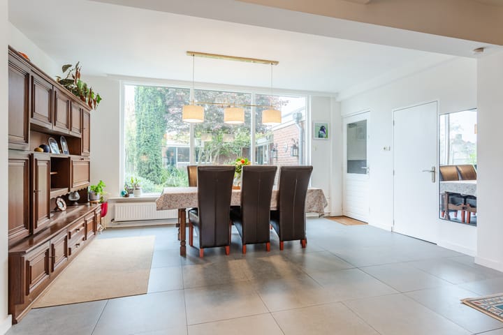 Photo 14 of van der Puttstraat 18