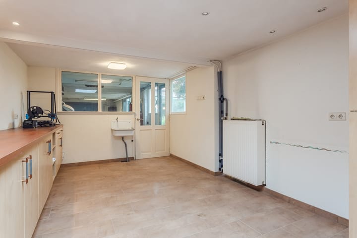 Photo 23 of van der Puttstraat 18