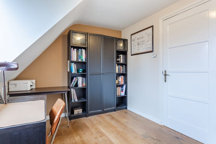 Photo 30 of van der Puttstraat 18