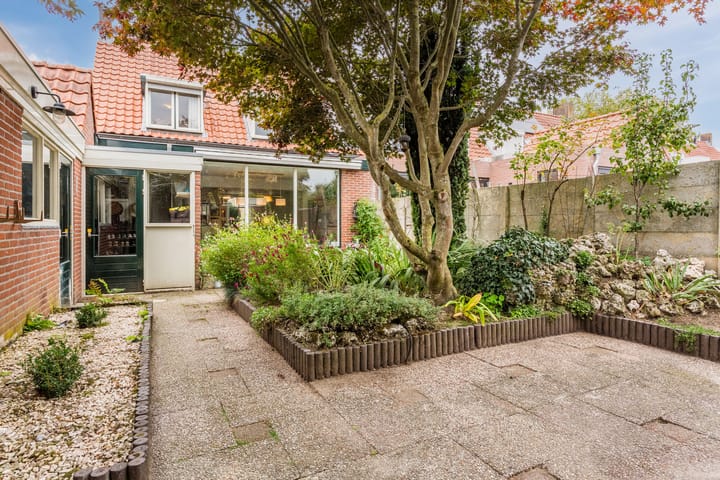 Photo 34 of van der Puttstraat 18