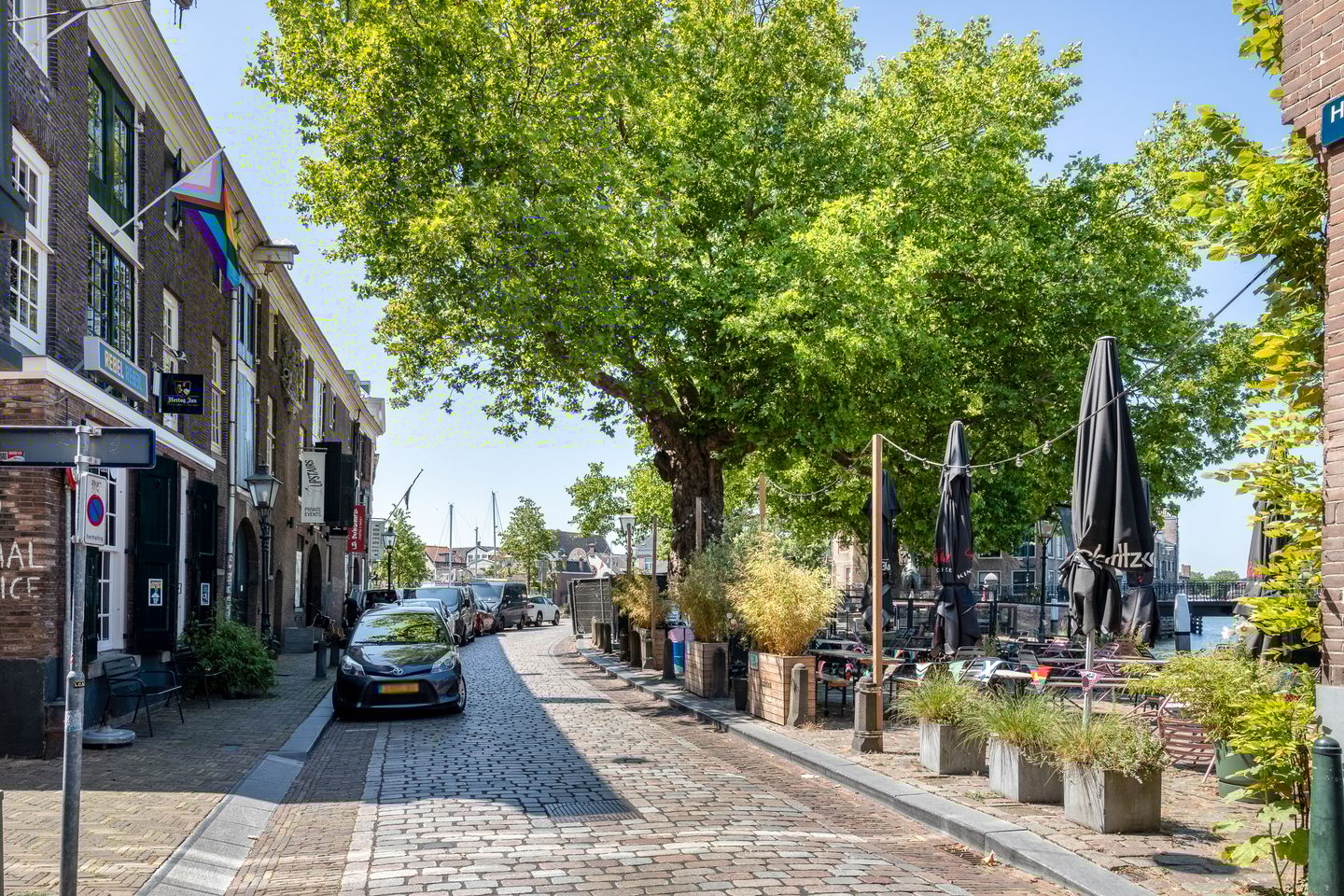 Bekijk foto 2 van Houttuinen 32-B