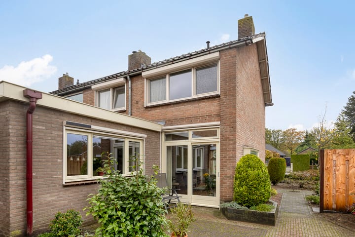 Foto 27 van Papaverstraat 50