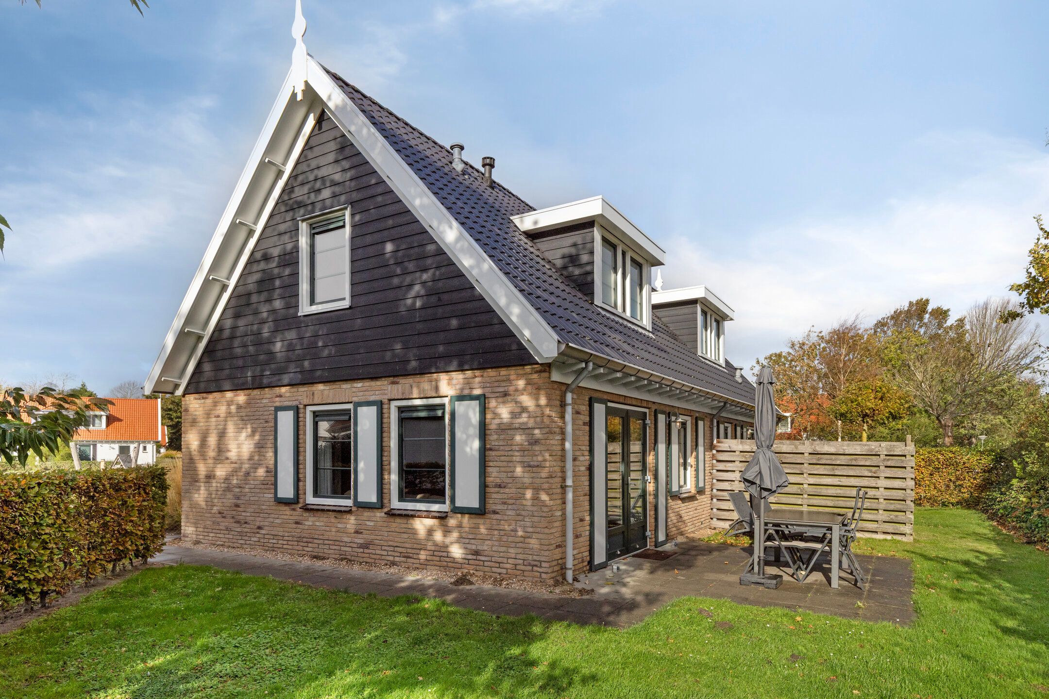 2-bedroom freehold villa in Burgh-Haamstede — photo 1 of 5