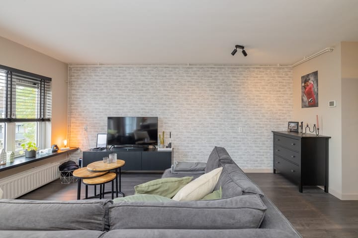 Photo 16 of Arthur van Schendelplein 33