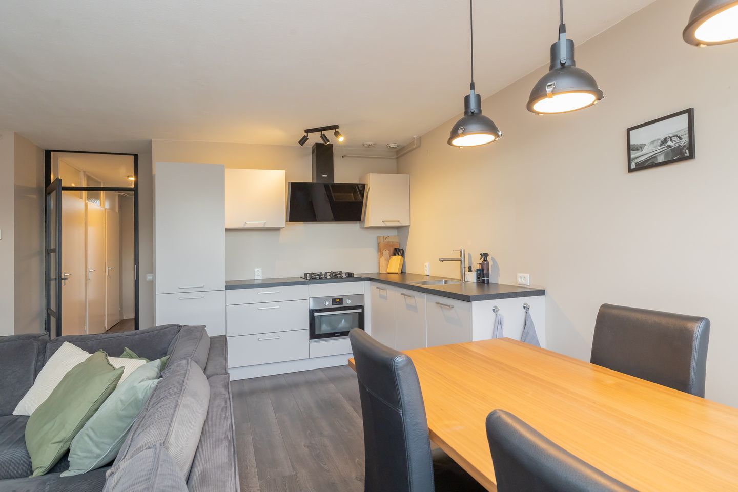 Foto 19 van Arthur van Schendelplein 33