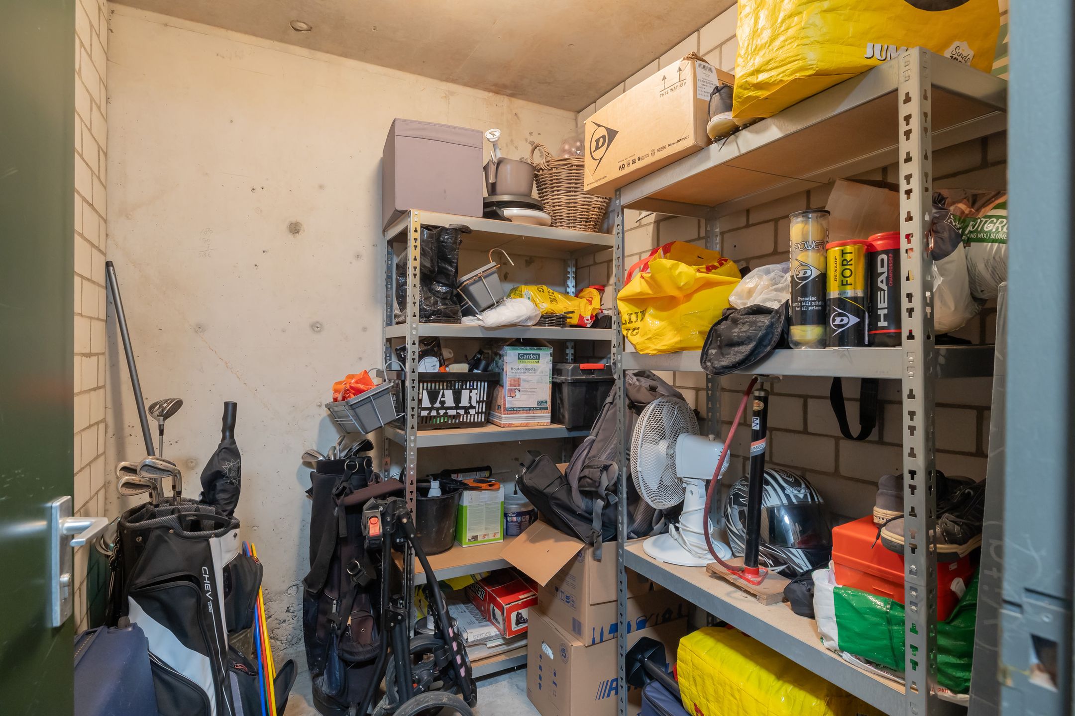 Foto 27 van Arthur van Schendelplein 33