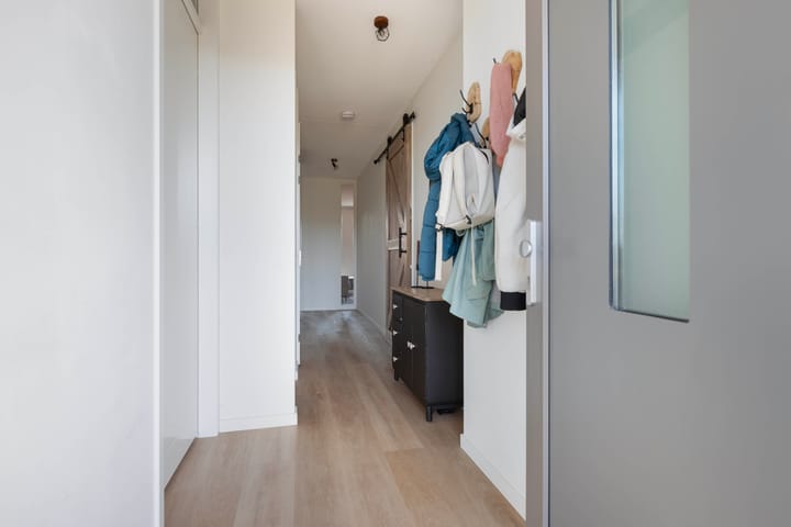 Photo 16 of De Boei 17