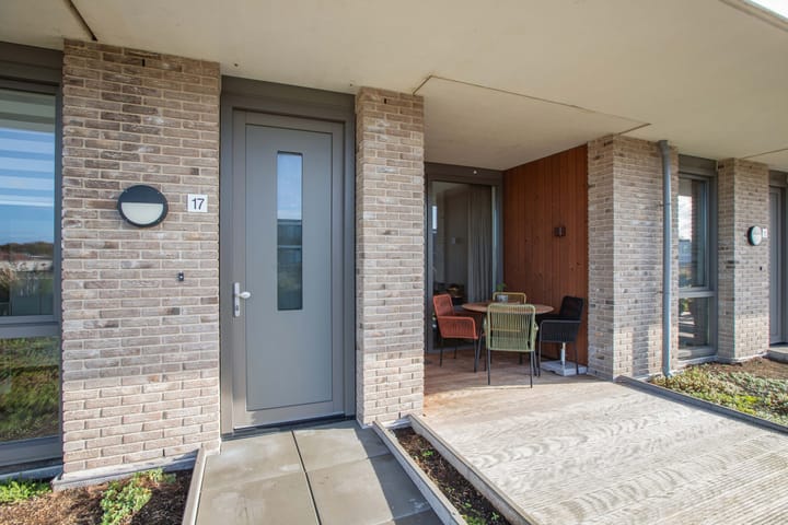 Photo 26 of De Boei 17