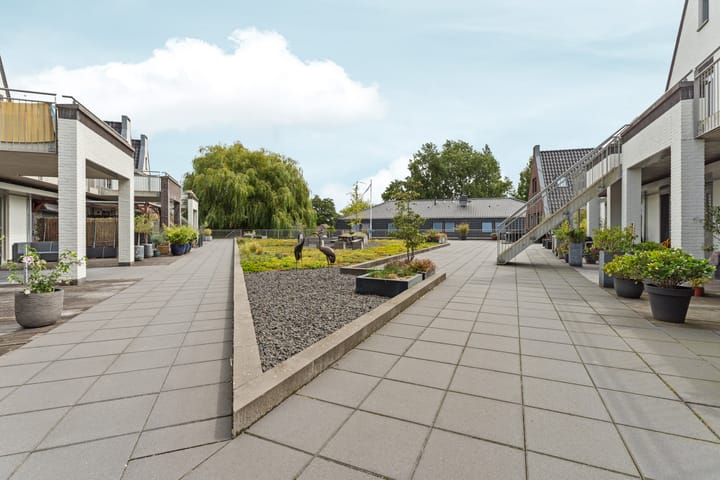 Photo 6 of Amsterdamsestraatweg 88