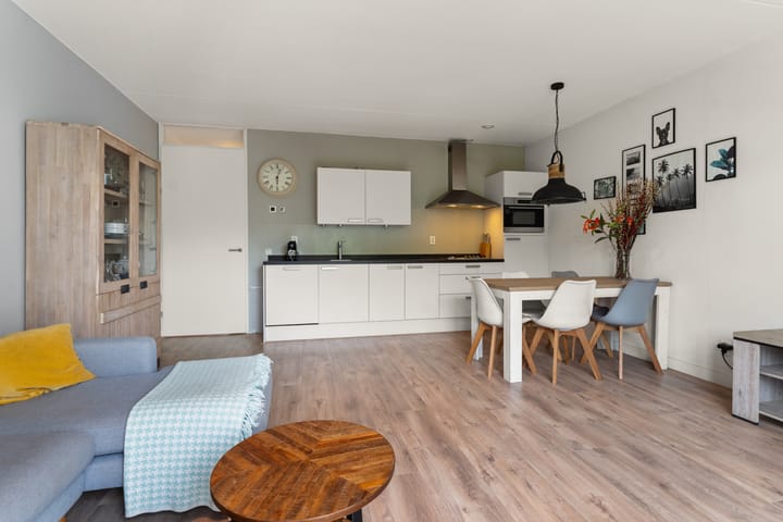 Photo 9 of Amsterdamsestraatweg 88