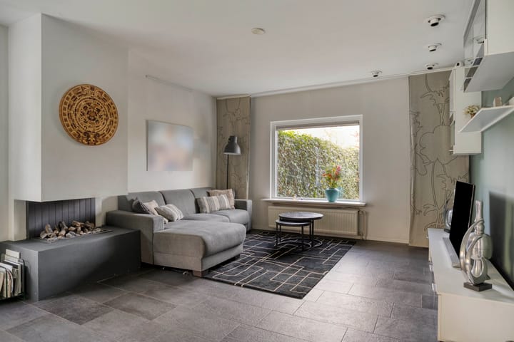 Foto 2 van Burgemeester van Kuikstraat 2