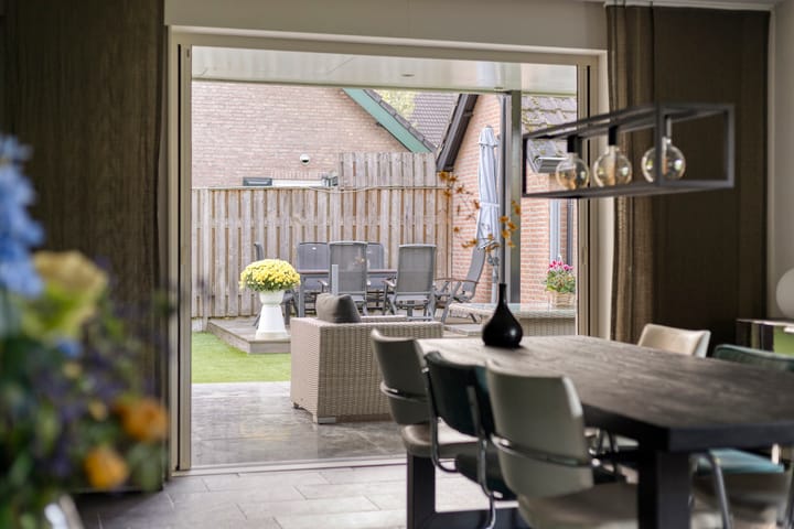 Foto 19 van Burgemeester van Kuikstraat 2