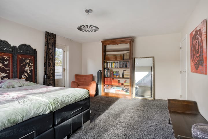 Foto 24 van Burgemeester van Kuikstraat 2