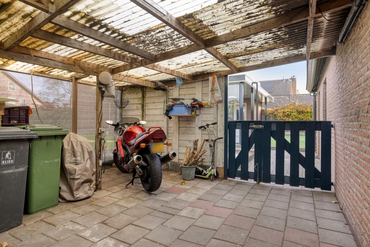 Foto 42 van Burgemeester van Kuikstraat 2