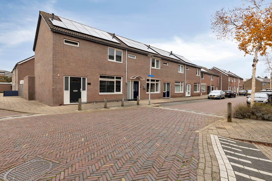 Photo 32 of Sint Josephstraat 3