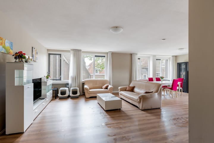 Photo 11 of Blauwstraat 19