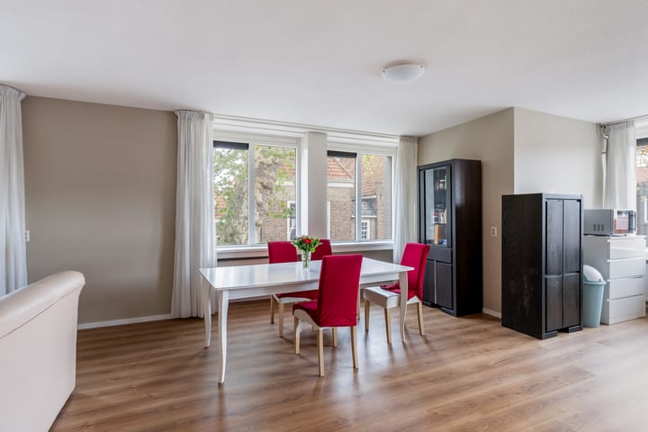 Photo 13 of Blauwstraat 19