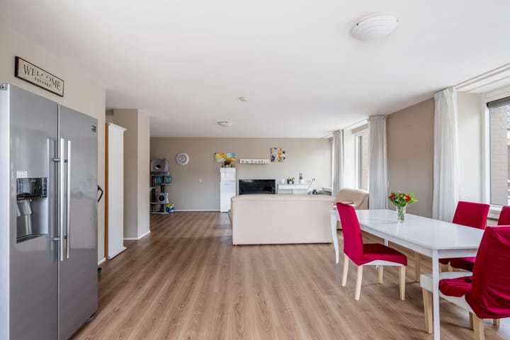 Photo 16 of Blauwstraat 19