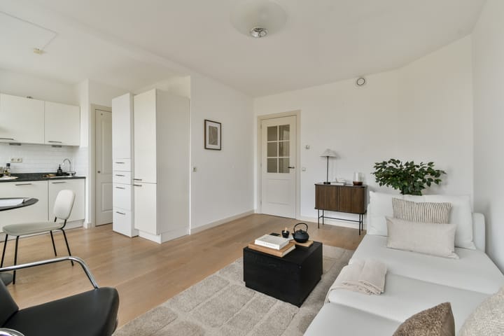 Photo 5 of Willem de Zwijgerlaan 215-2