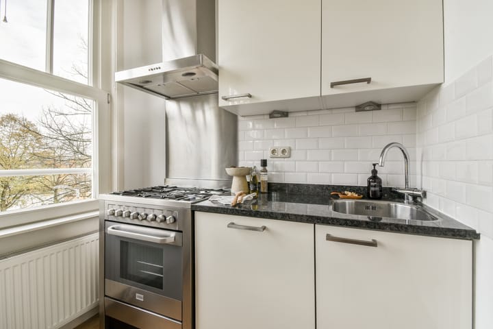 Photo 8 of Willem de Zwijgerlaan 215-2