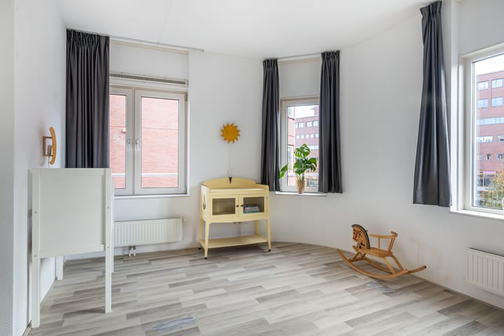 Foto 19 van Piet Mondriaanplein 187-R