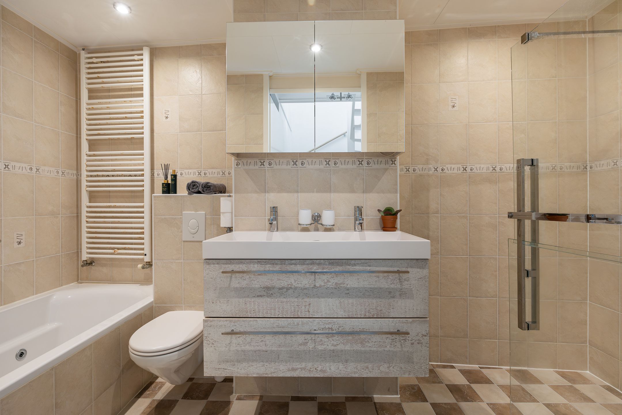 Foto 21 van Piet Mondriaanplein 187-R