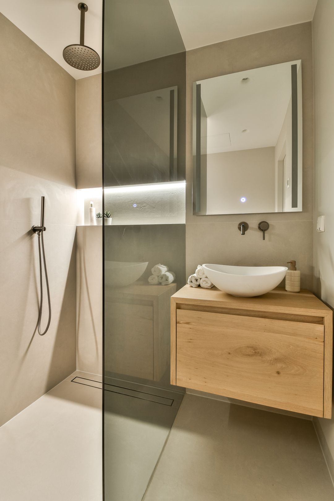 Foto 16 van Eerste Keucheniusstraat 26-1