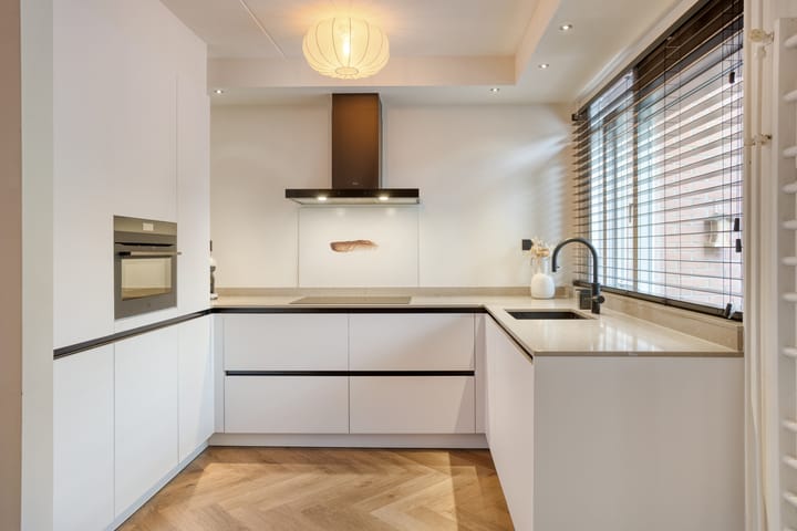 Photo 7 of Kleersnijdershorst 40