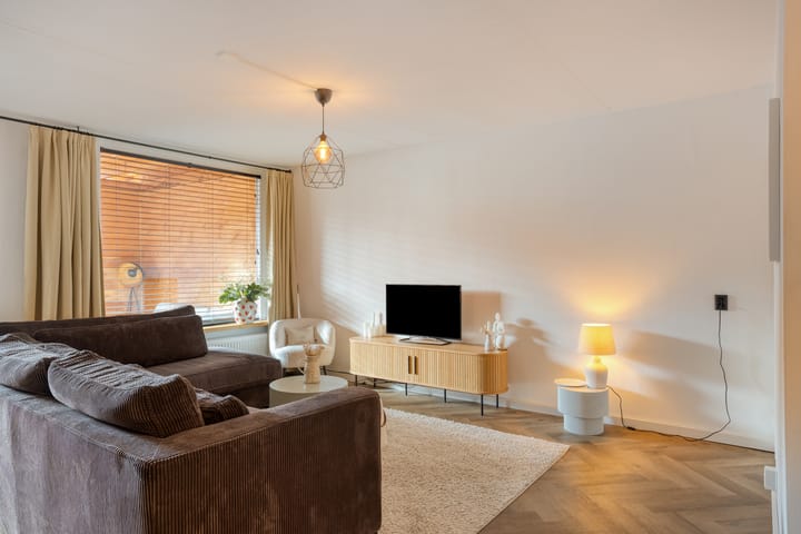 Photo 10 of Kleersnijdershorst 40