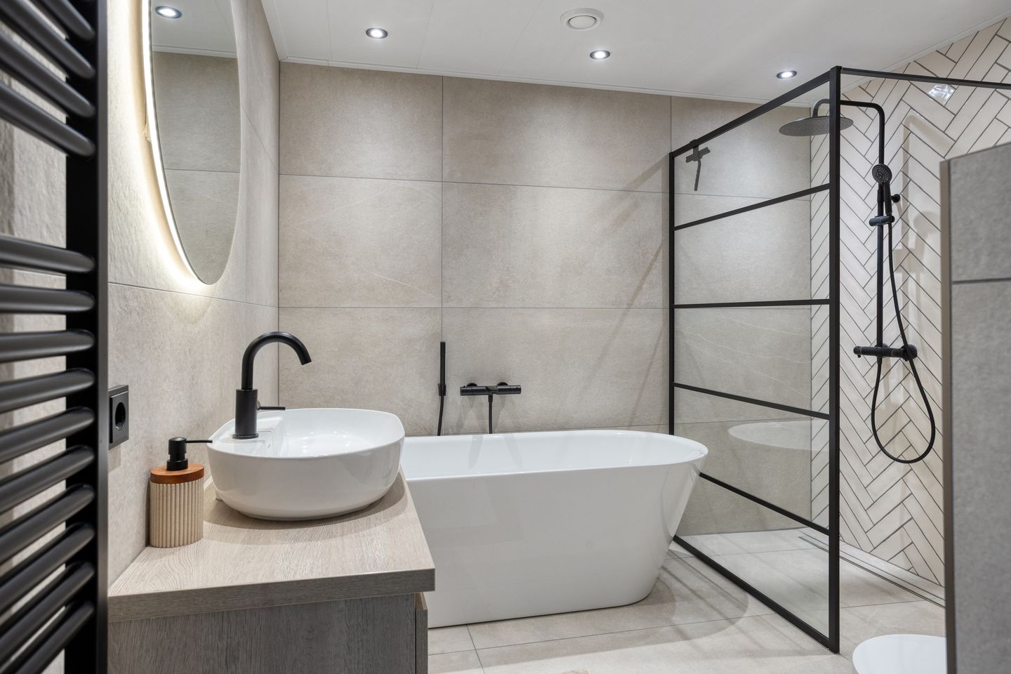 Photo 19 of Kleersnijdershorst 40