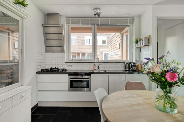 Photo 8 of Wagendwarsstraat 19