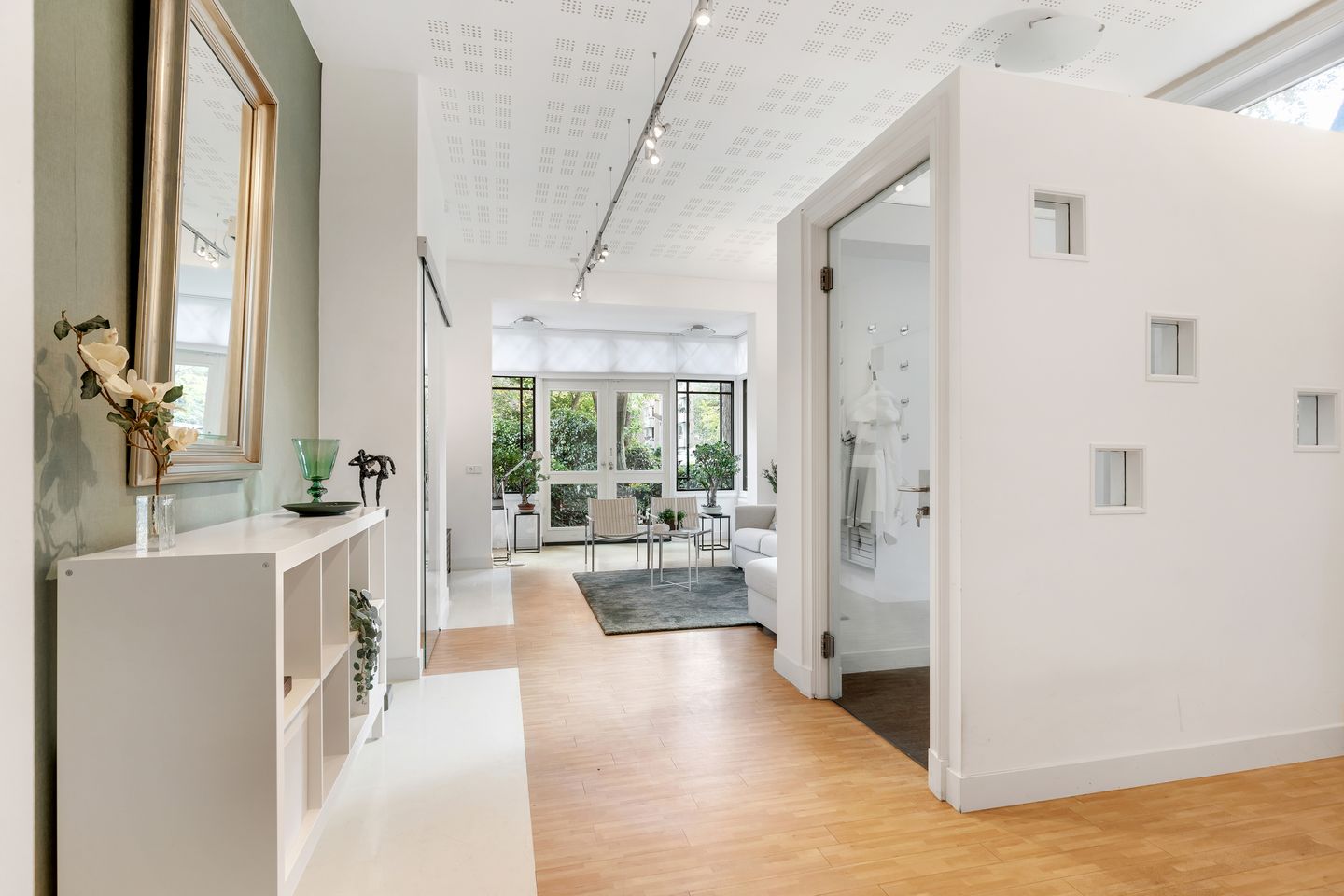 Photo 4 of Vondellaan 8