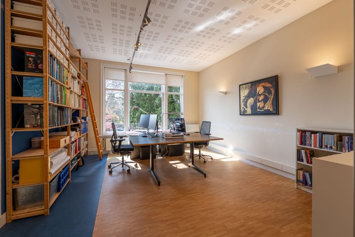 Photo 30 of Vondellaan 8