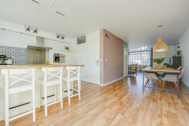 Foto 10 van Corellistraat 8