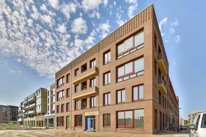 Foto 4 van Srefidensiplein 10