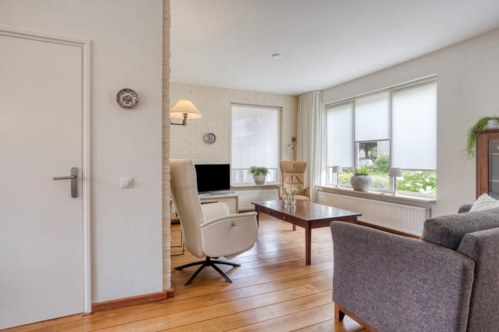 Photo 2 of de Roerdomp 39