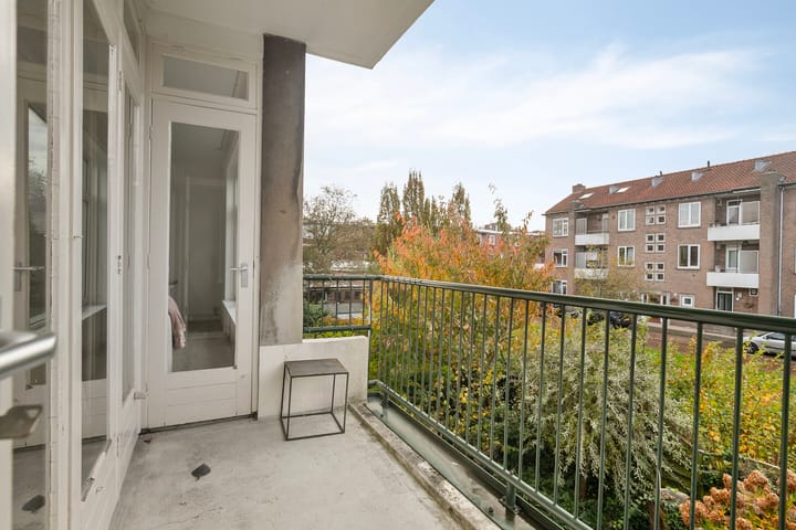 Photo 20 of Louis Chrispijnstraat 13-1