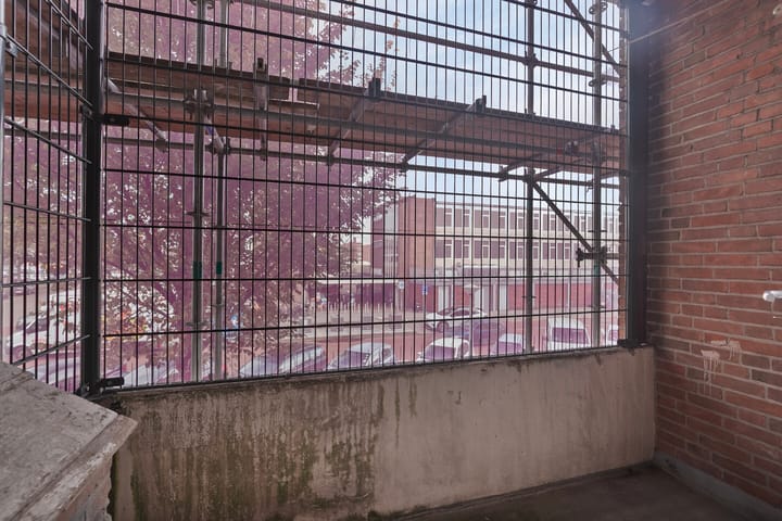 Photo 26 of Louis Chrispijnstraat 13-1