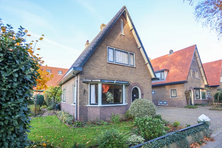 Photo 2 of Bremlaan 10