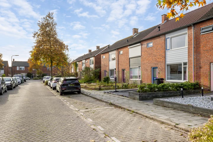 Photo 6 of President Kennedystraat 13