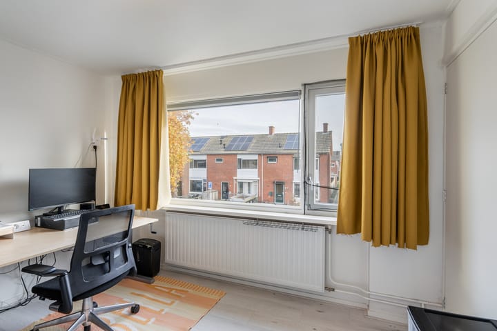 Photo 21 of President Kennedystraat 13