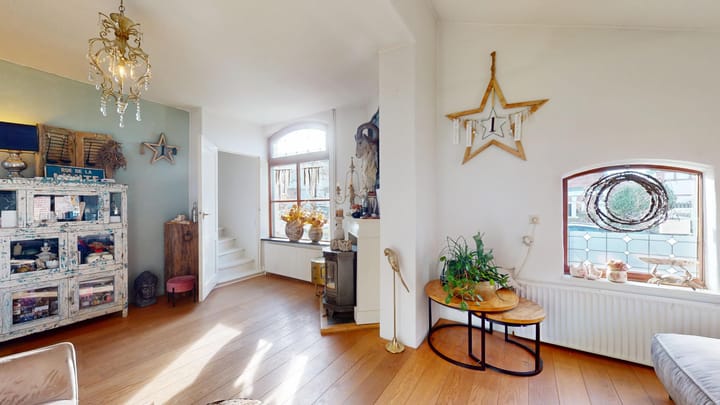 Photo 8 of Zuid-Ooststraat 4