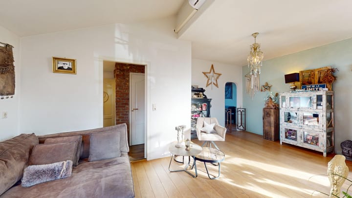 Photo 9 of Zuid-Ooststraat 4